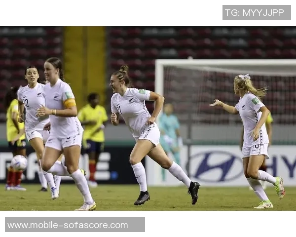 美国女足与中国女足精彩对决展现女子足球的魅力与实力较量